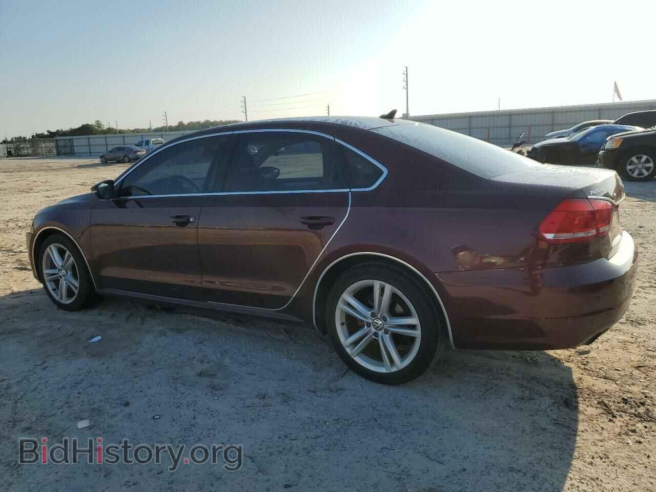 2012 VOLKSWAGEN PASSAT - VIN: 1VWBM7A38CC086737 - Фото 2