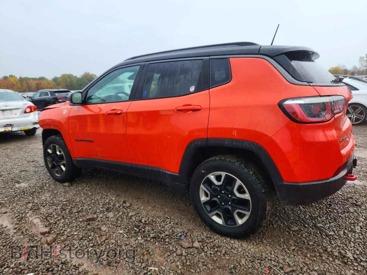 2018 Jeep COMPASS (VIN 3C4NJDDB5JT168615) — photo 2 of 13