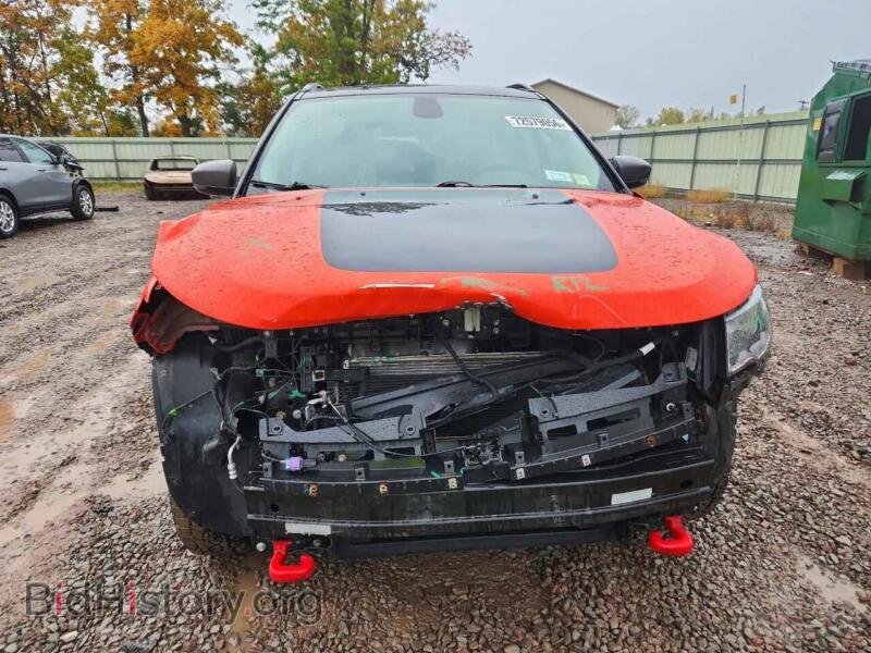 2018 Jeep COMPASS (VIN 3C4NJDDB5JT168615) — photo 5 of 13