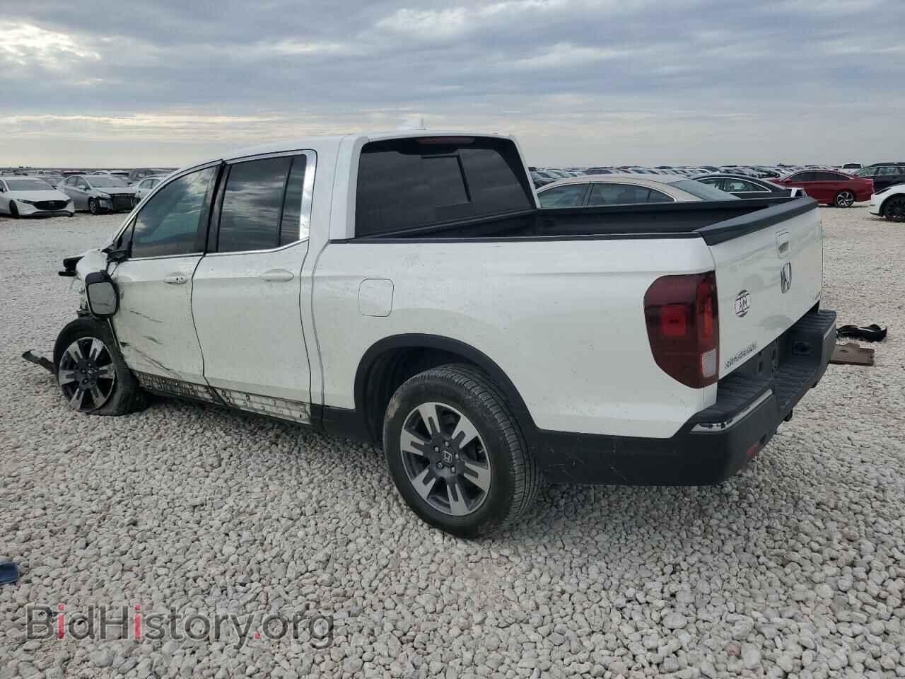 2019 HONDA RIDGELINE - VIN: 5FPYK3F67KB001720 - Фото 2