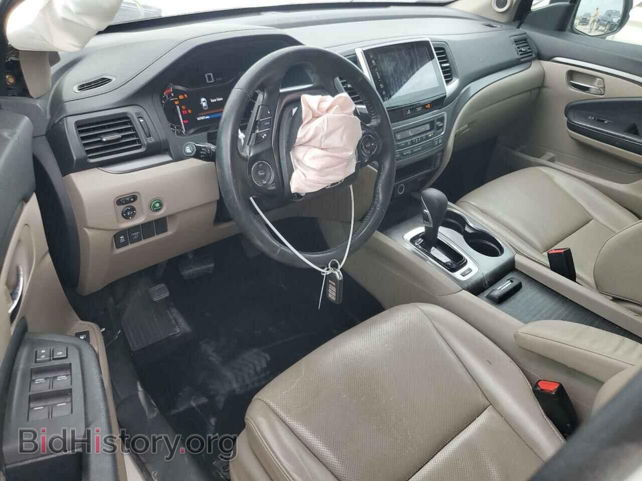 2019 HONDA RIDGELINE - VIN: 5FPYK3F67KB001720 - Фото 8