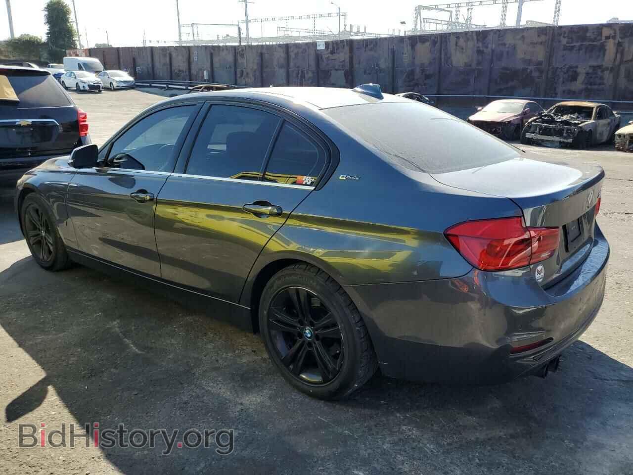 2017 BMW 3 SERIES - VIN: WBA8E1C39HA156282 - Фото 2