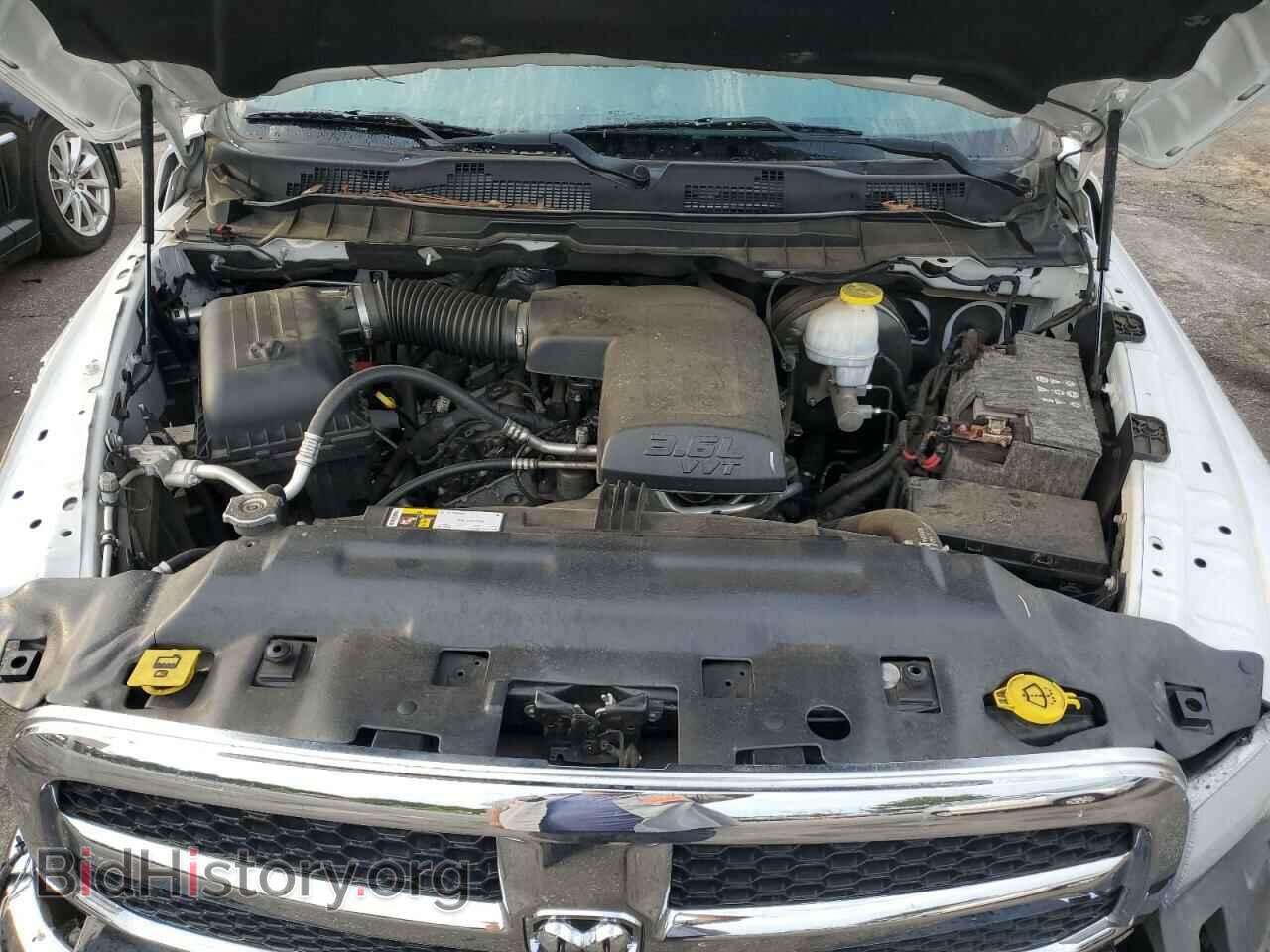 2018 RAM 1500 - VIN: 1C6RR6FGXJS265946 - Фото 11
