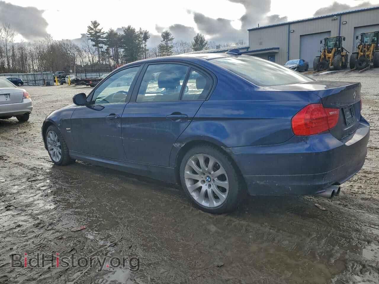2011 BMW 3 SERIES - VIN: WBAPK5C52BA995632 - Фото 2
