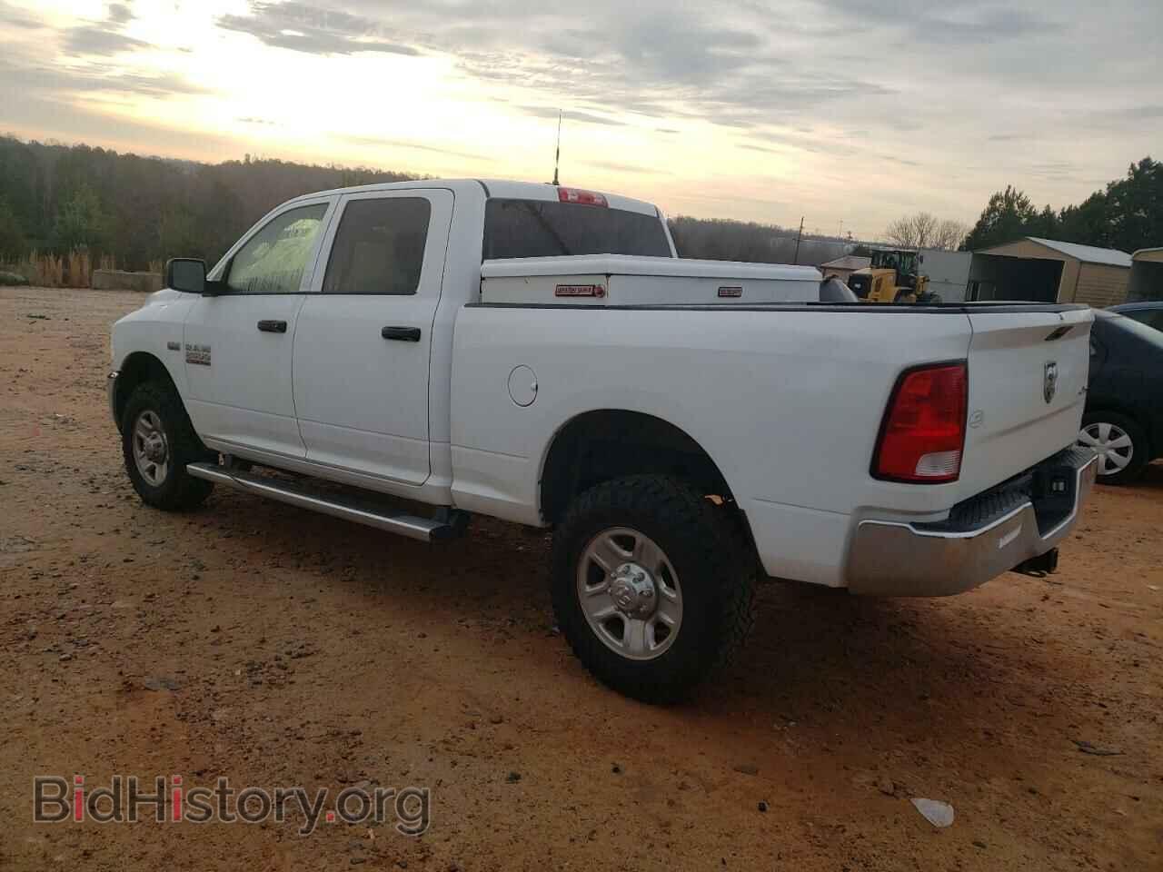 2016 RAM 2500 - VIN: 3C6TR5CTXGG114302 - Photo 2