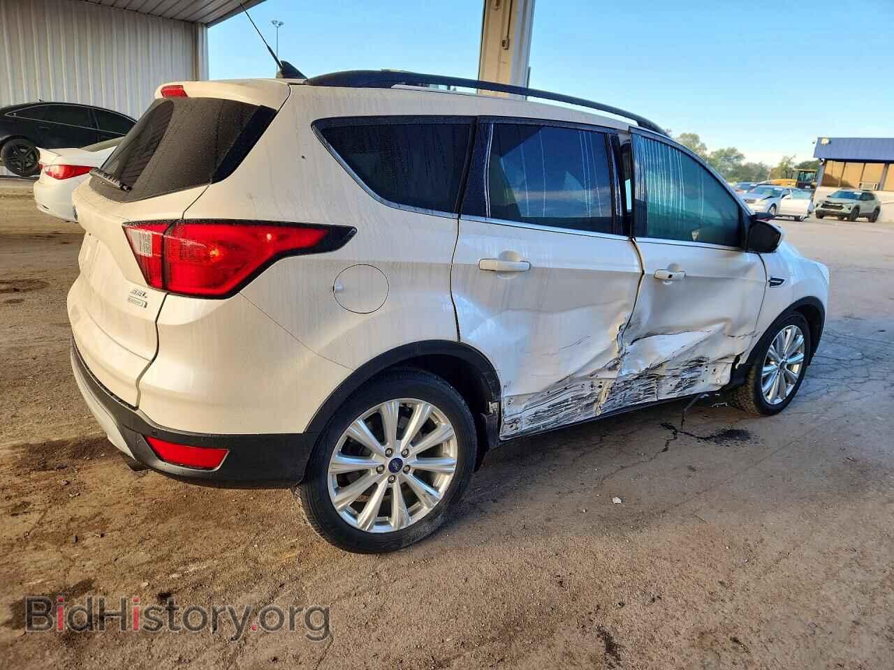 2019 Ford ESCAPE (VIN 1FMCU0HD7KUB53796) — фото 3 из 15