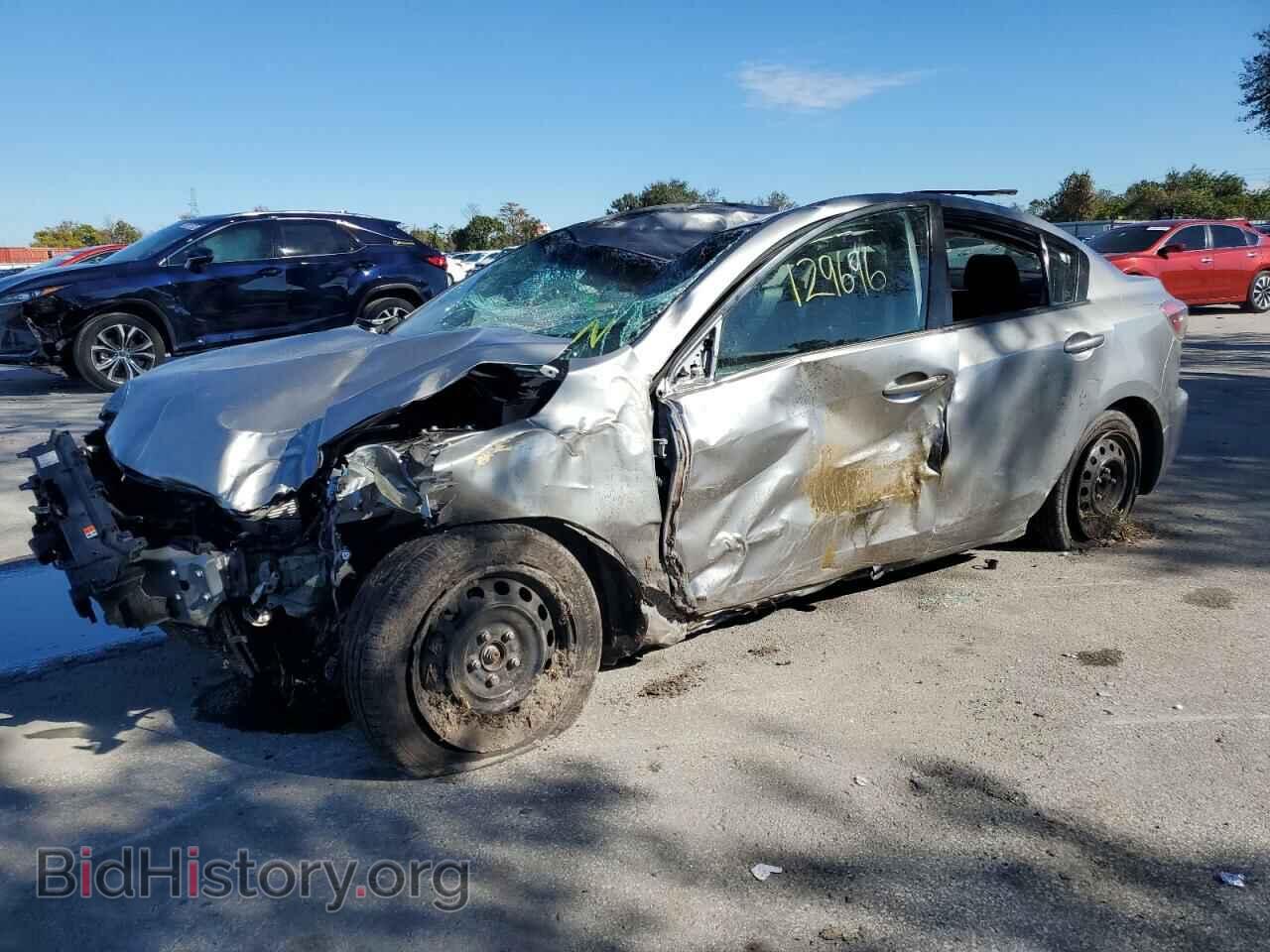 Фотография JM1BL1UF2C1521885 - MAZDA 3 2012