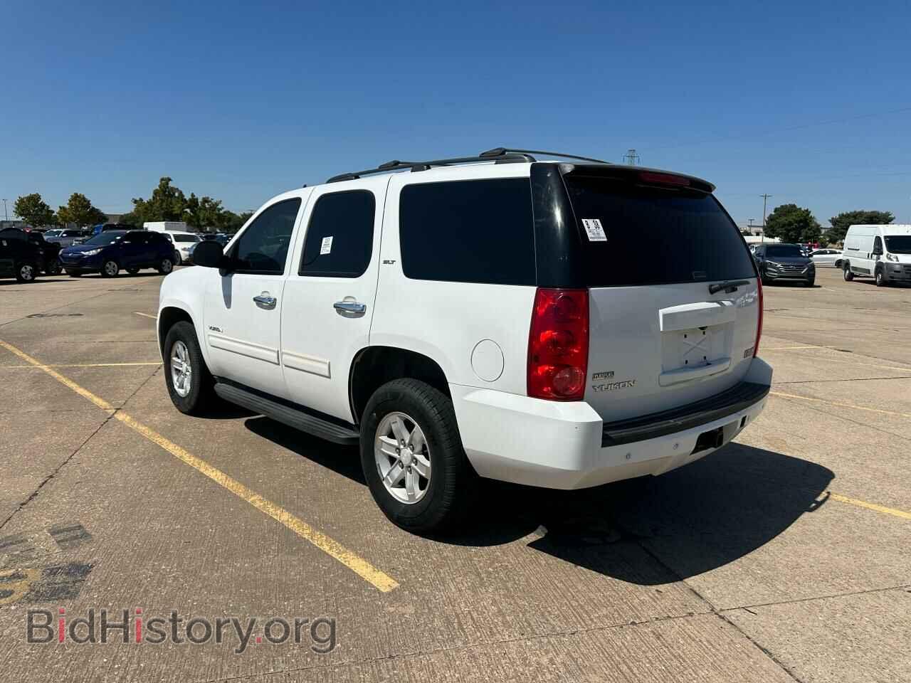 2011 GMC YUKON - VIN: 1GKS2CE00BR337901 - Фото 3