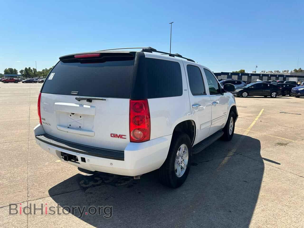 2011 GMC YUKON - VIN: 1GKS2CE00BR337901 - Фото 4