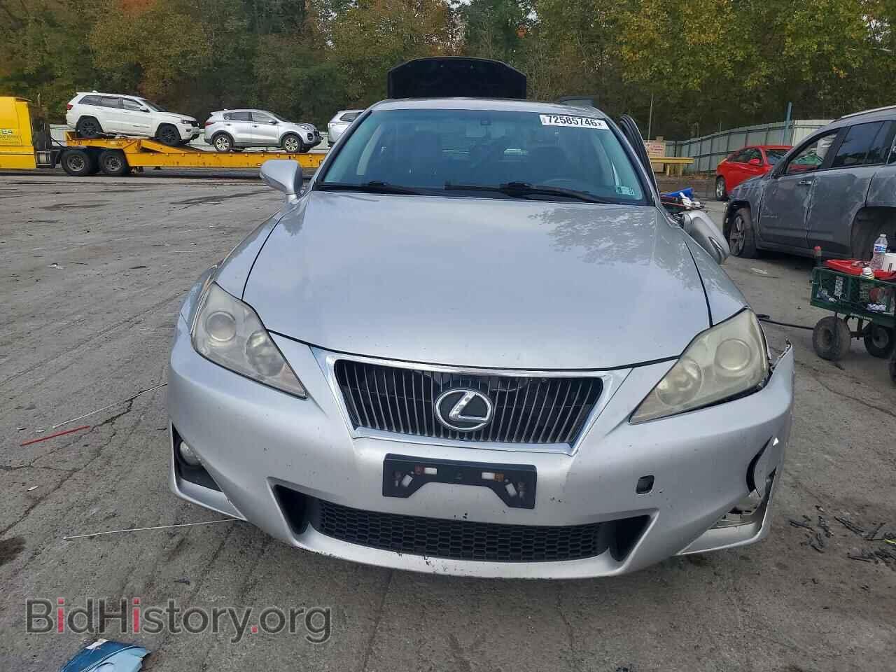 2011 LEXUS IS - VIN: JTHCF5C22B5048321 - Photo 5