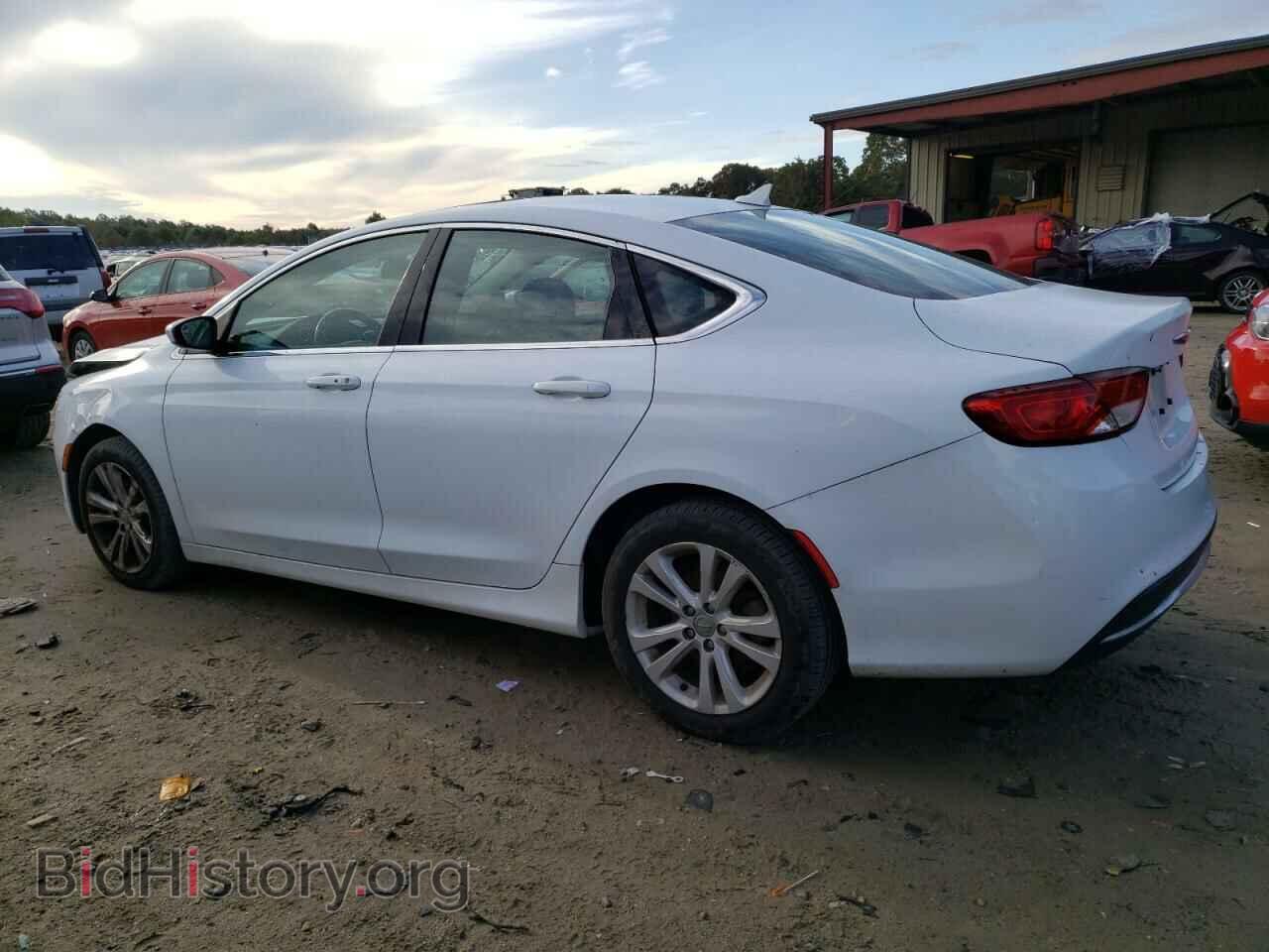 2016 CHRYSLER 200 - VIN: 1C3CCCAB3GN115523 - Фото 2