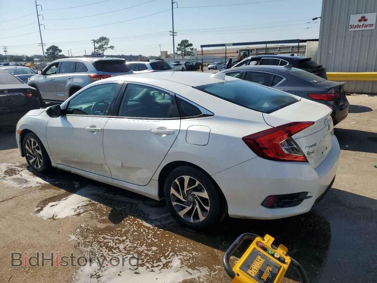 2018 HONDA CIVIC - VIN: 19XFC2F76JE018416 - Фото 2