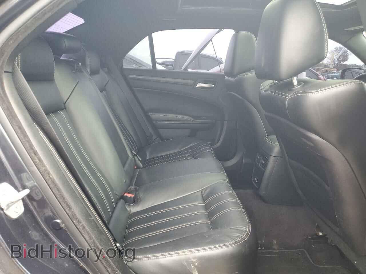 2016 CHRYSLER 300 - VIN: 2C3CCAGG1GH304722 - Фото 10