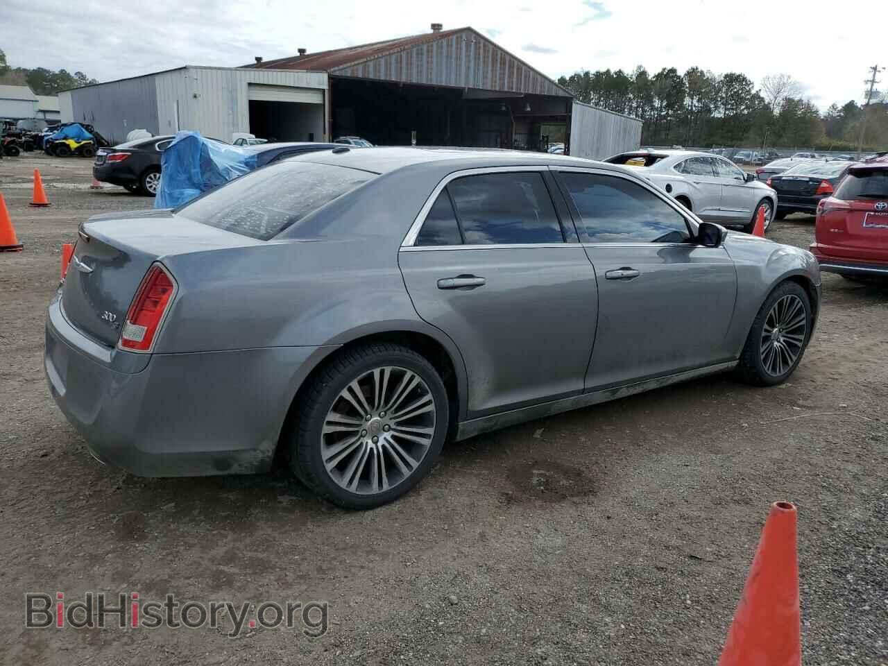 2012 CHRYSLER 300 - VIN: 2C3CCADT2CH136777 - Фото 3
