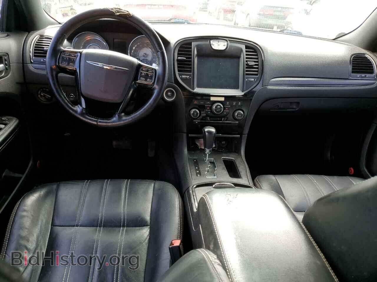 2012 CHRYSLER 300 - VIN: 2C3CCADT2CH136777 - Фото 8