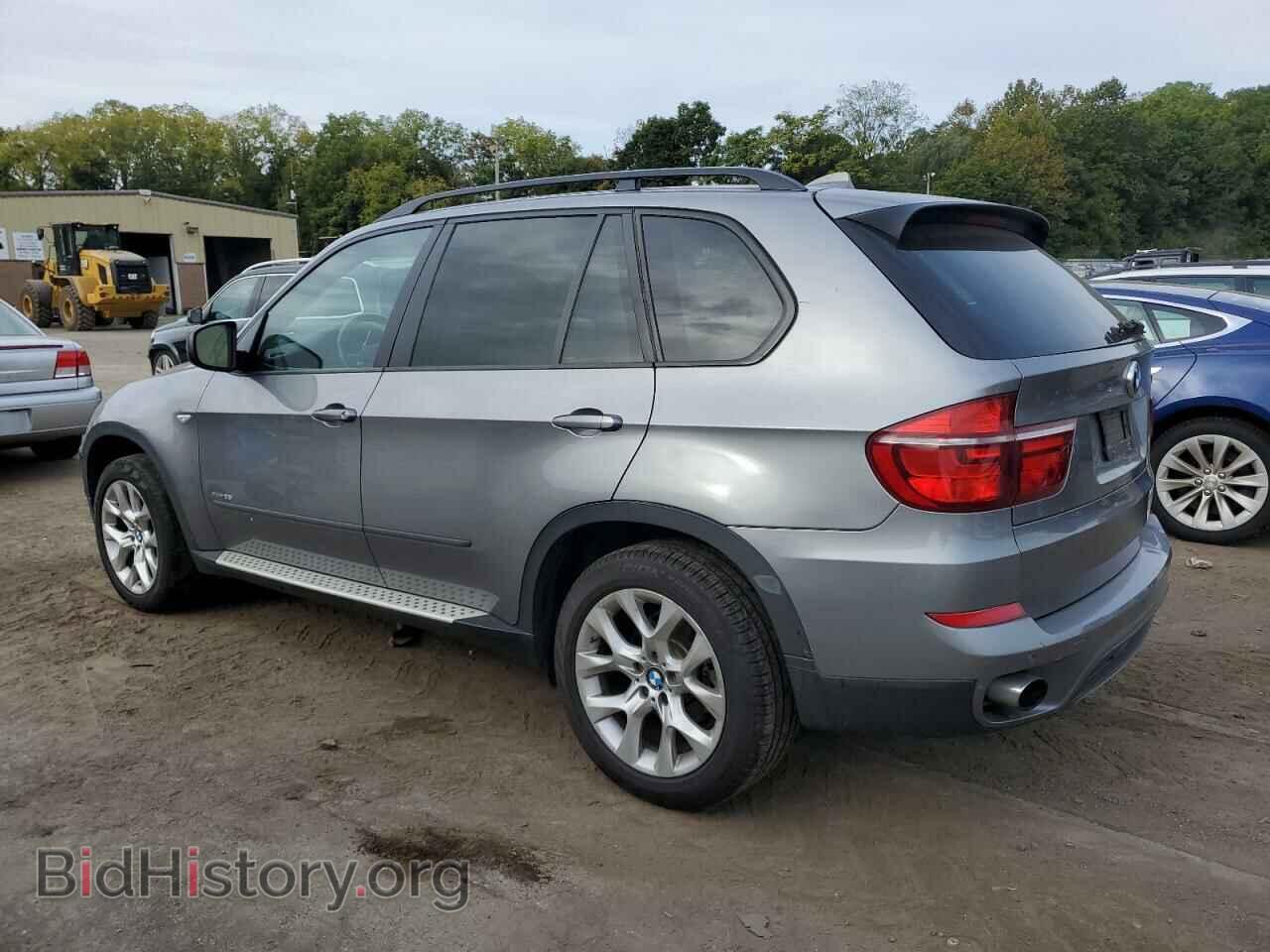 2011 BMW X5 - VIN: 5UXZV4C51BL742009 - Фото 2