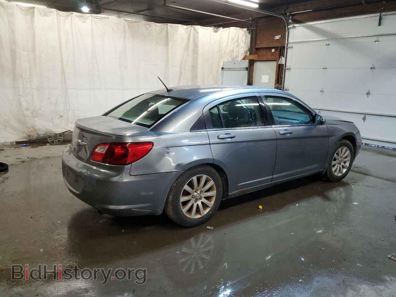 2010 CHRYSLER SEBRING - VIN: 1C3CC5FB1AN208102 - Фото 3