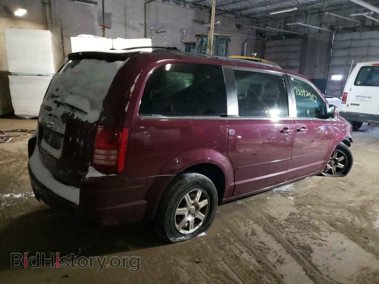 2008 CHRYSLER MINIVAN - VIN: 2A8HR54P38R663389 - Фото 3