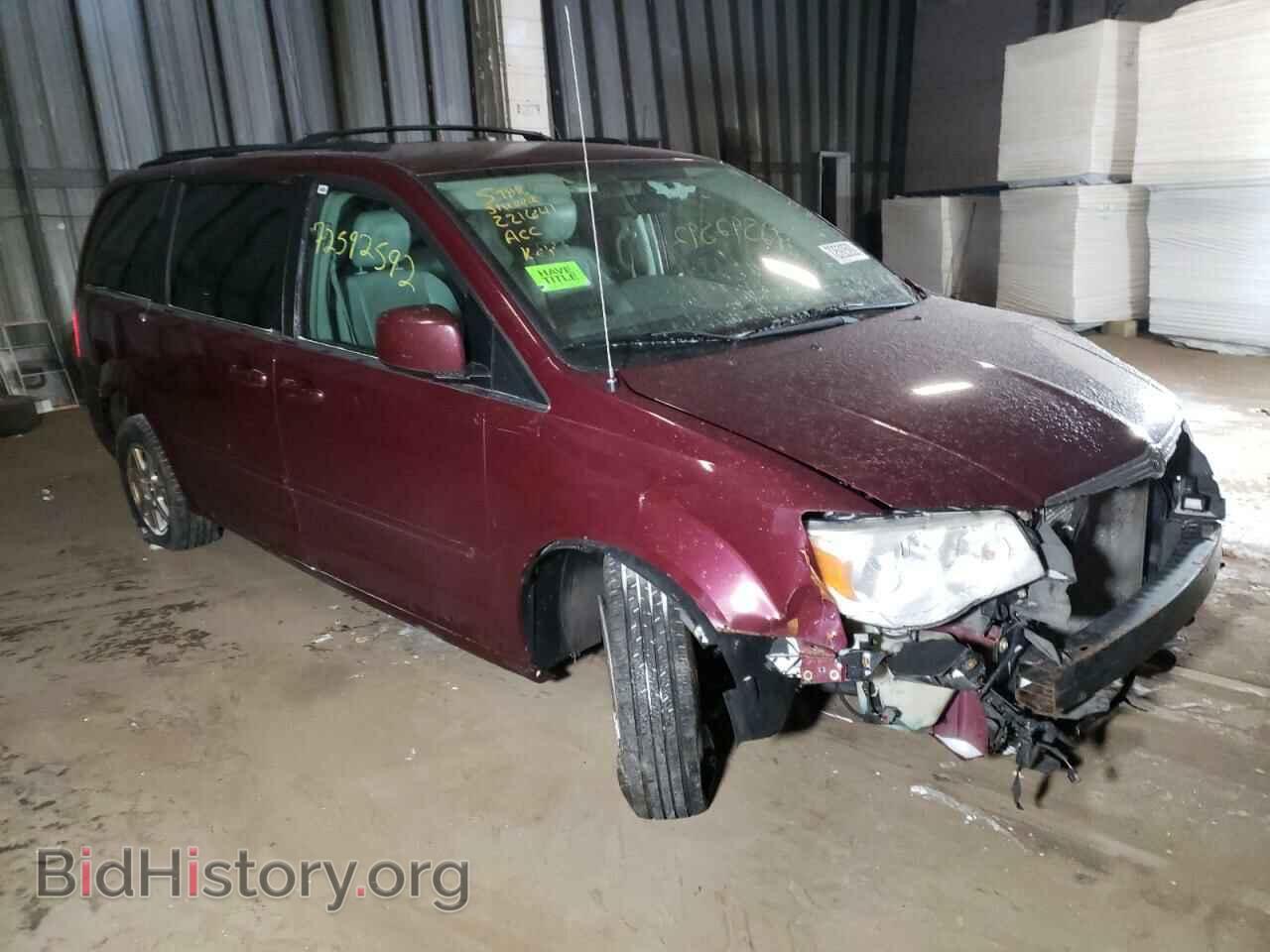 2008 CHRYSLER MINIVAN - VIN: 2A8HR54P38R663389 - Фото 4