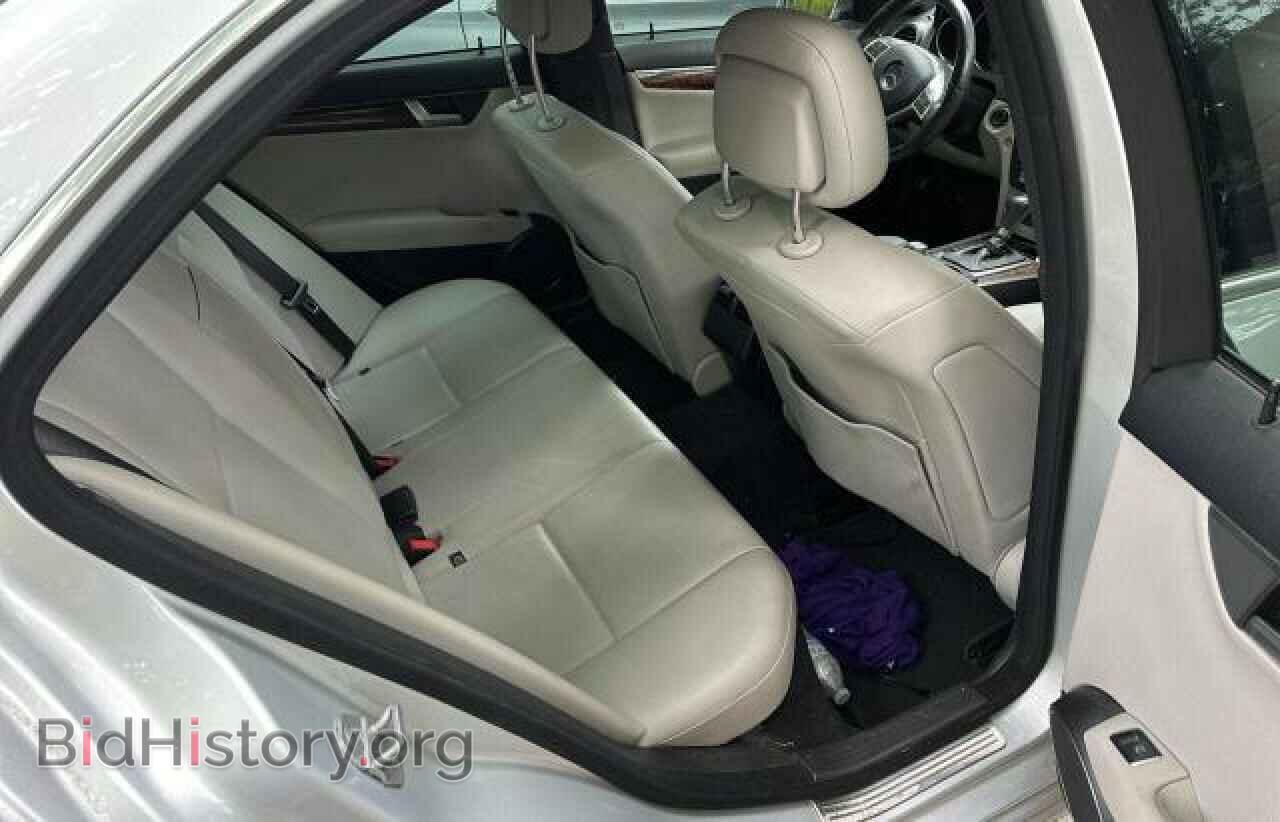 2012 MERCEDES-BENZ C-CLASS - VIN: WDDGF4HB5CA610183 - Фото 6