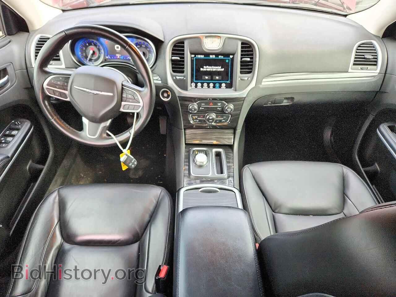 2021 CHRYSLER 300 - VIN: 2C3CCAAG3MH609353 - Фото 8