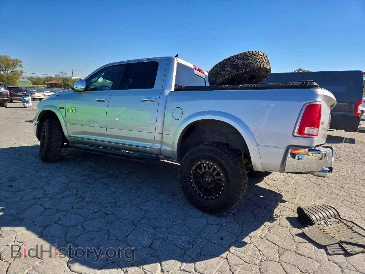 2017 RAM 1500 - VIN: 1C6RR7NM2HS876562 - Фото 2