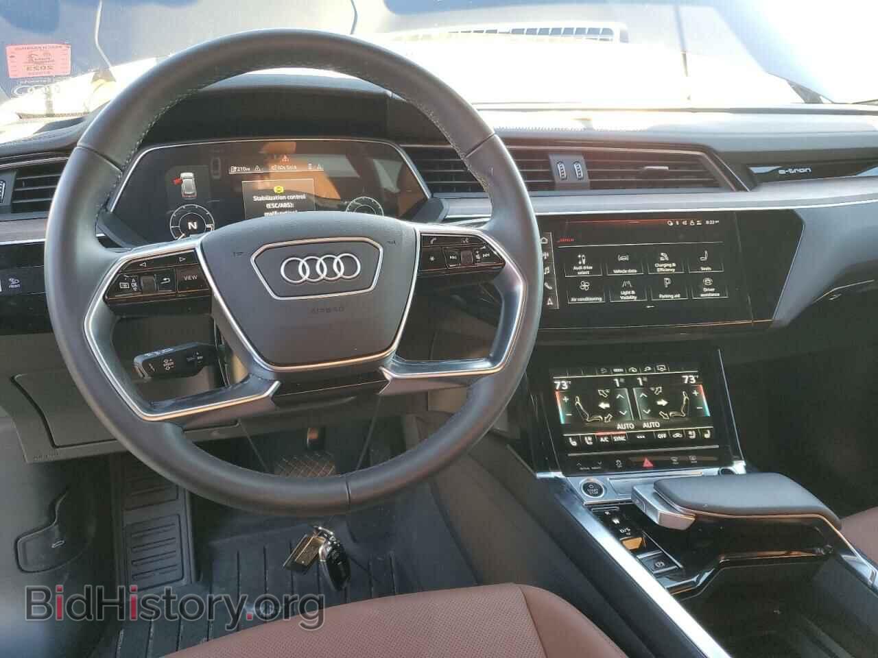 2022 AUDI E-TRON - VIN: WA1LAAGE8NB030872 - Фото 8