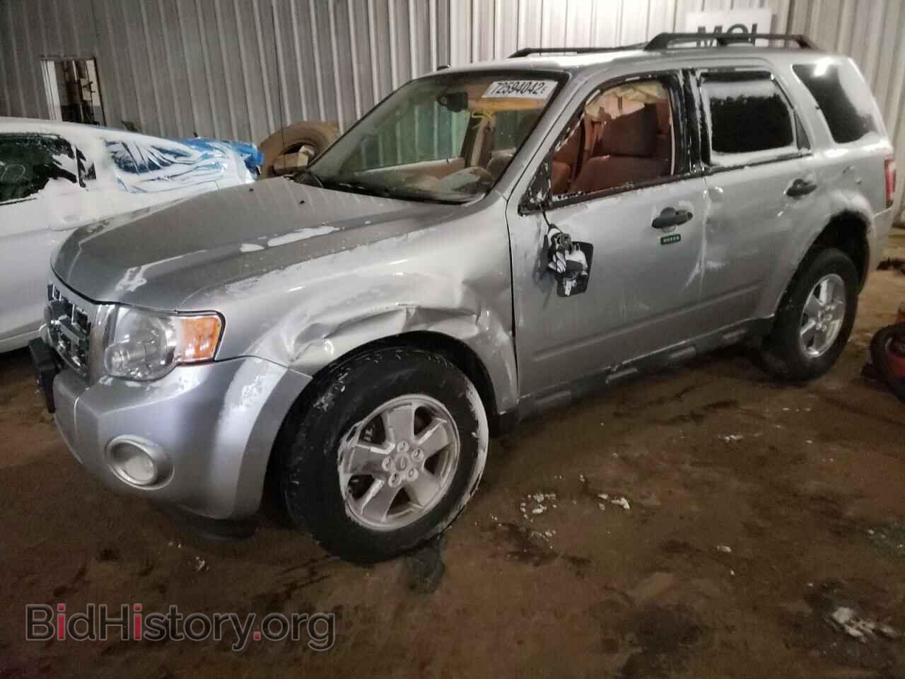 Фотография 1FMCU0DG9AKA31869 - FORD ESCAPE 2010