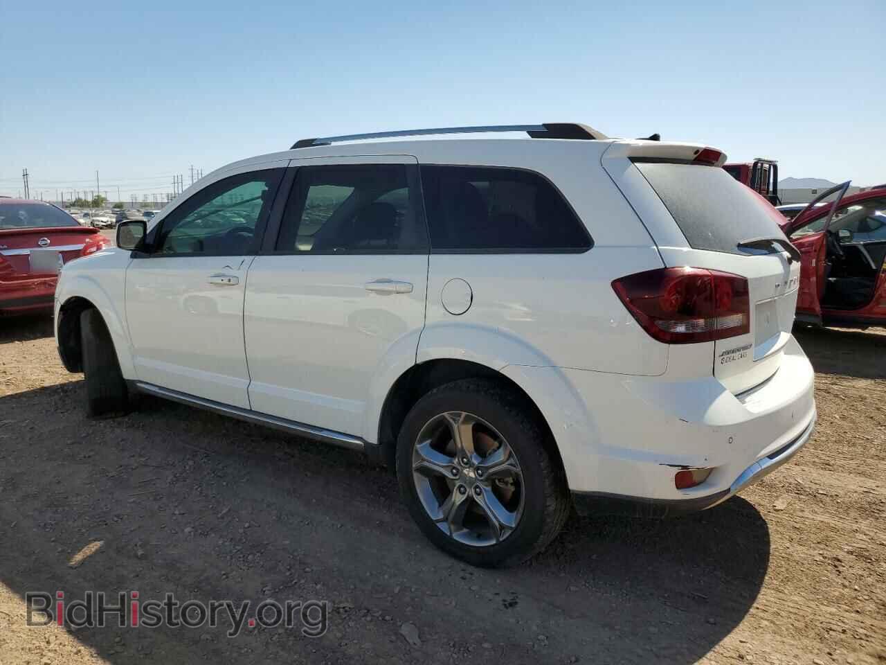 2017 DODGE JOURNEY - VIN: 3C4PDCGB2HT523871 - Фото 2