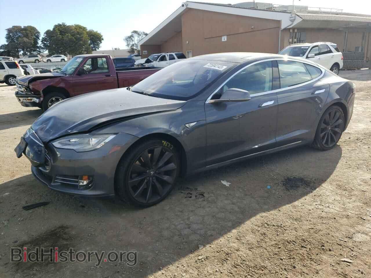Фотография 5YJSA1DN2DFP21526 - TESLA MODEL S 2013