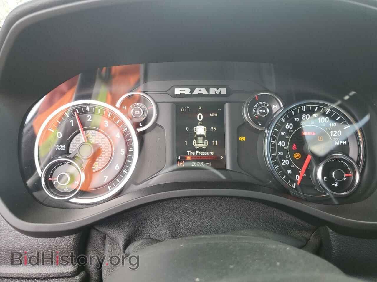 2019 RAM 1500 - VIN: 1C6SRFFT0KN704196 - Фото 9