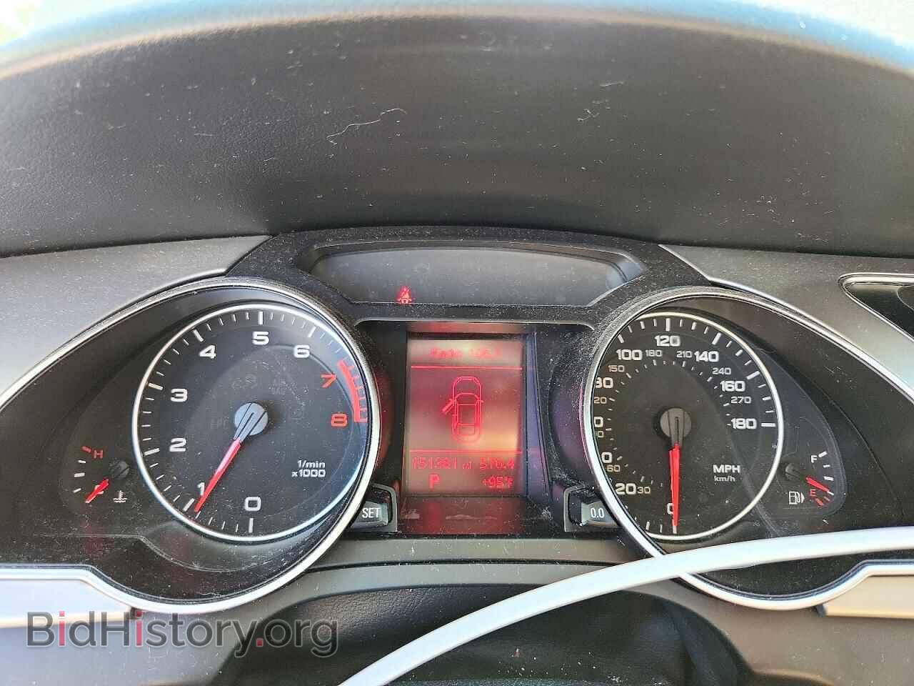 2011 AUDI A5 - VIN: WAUCFAFR0BA041682 - Photo 9