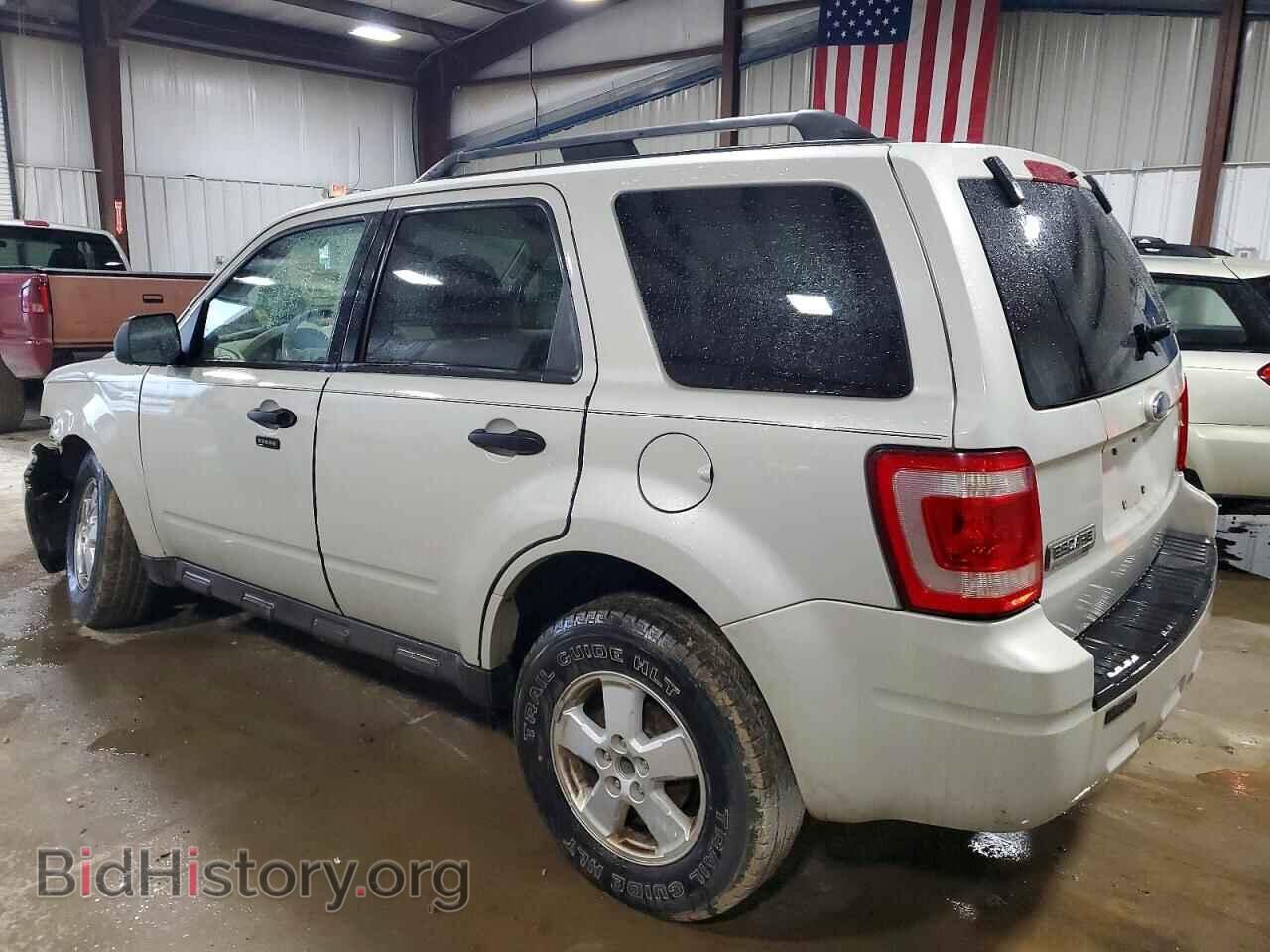 2009 FORD ESCAPE - VIN: 1FMCU03779KA24819 - Фото 2