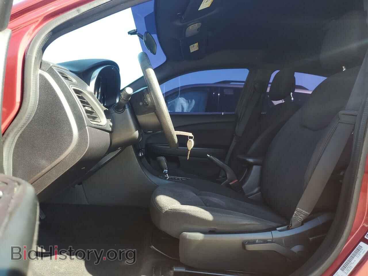 2014 CHRYSLER 200 - VIN: 1C3CCBAB2EN142235 - Фото 7
