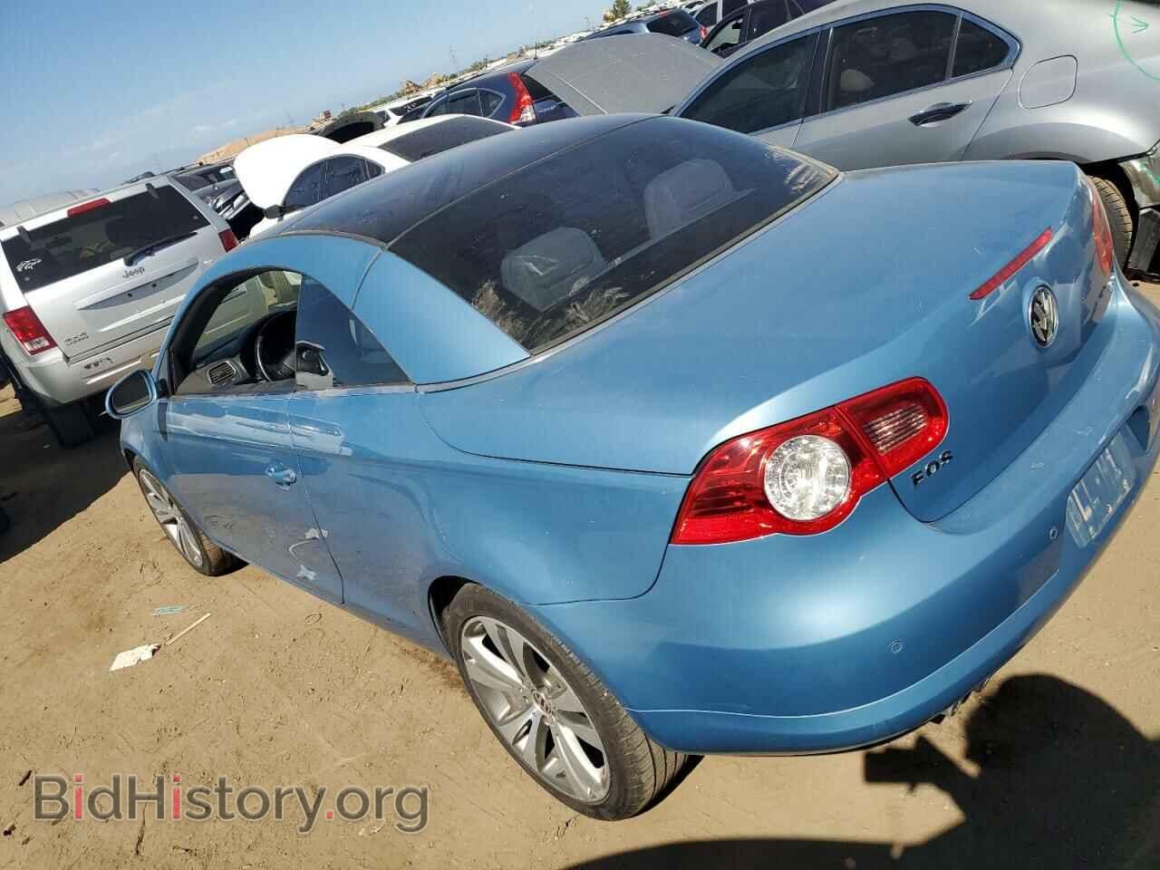 2008 VOLKSWAGEN EOS - VIN: WVWDB71F38V039347 - Фото 2