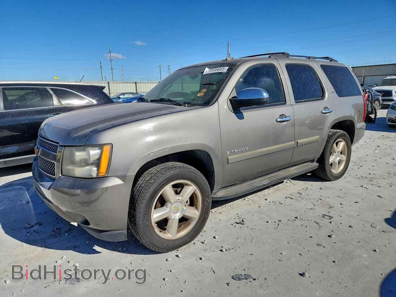 Photo 1GNFK130X8J155402 - CHEVROLET TAHOE 2008