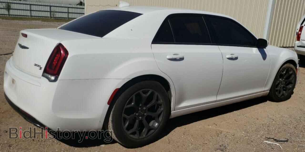 2019 CHRYSLER 300 - VIN: 2C3CCABG0KH686516 - Фото 3