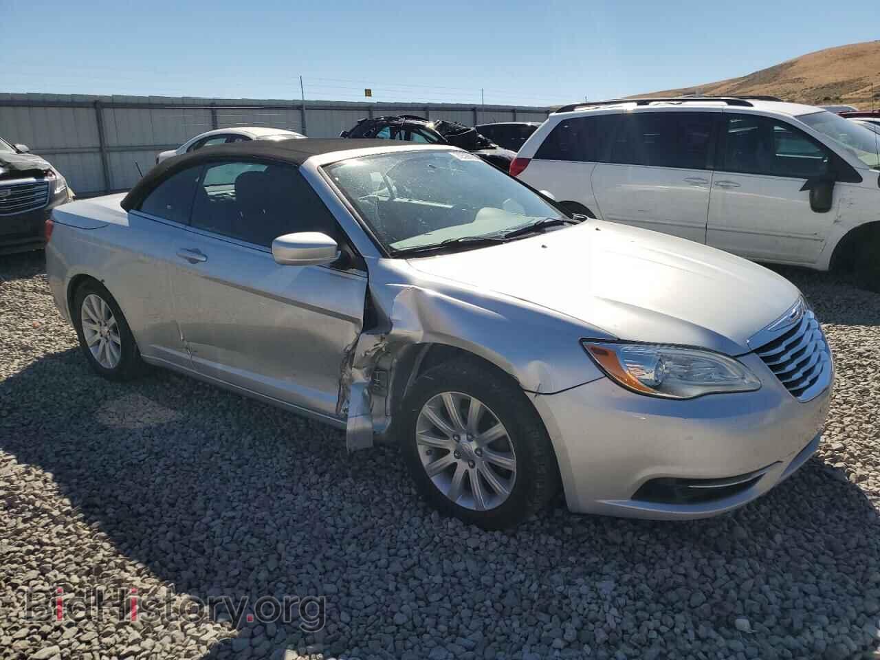 2012 CHRYSLER 200 - VIN: 1C3BCBEB0CN116090 - Фото 4