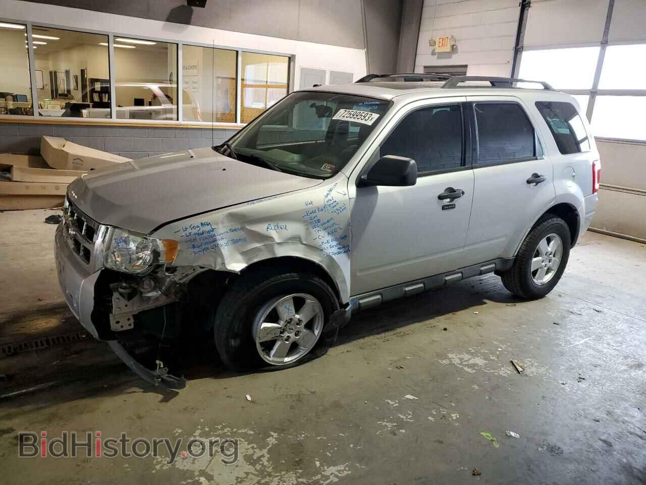 Photo 1FMCU0DG5BKC22061 - FORD ESCAPE 2011