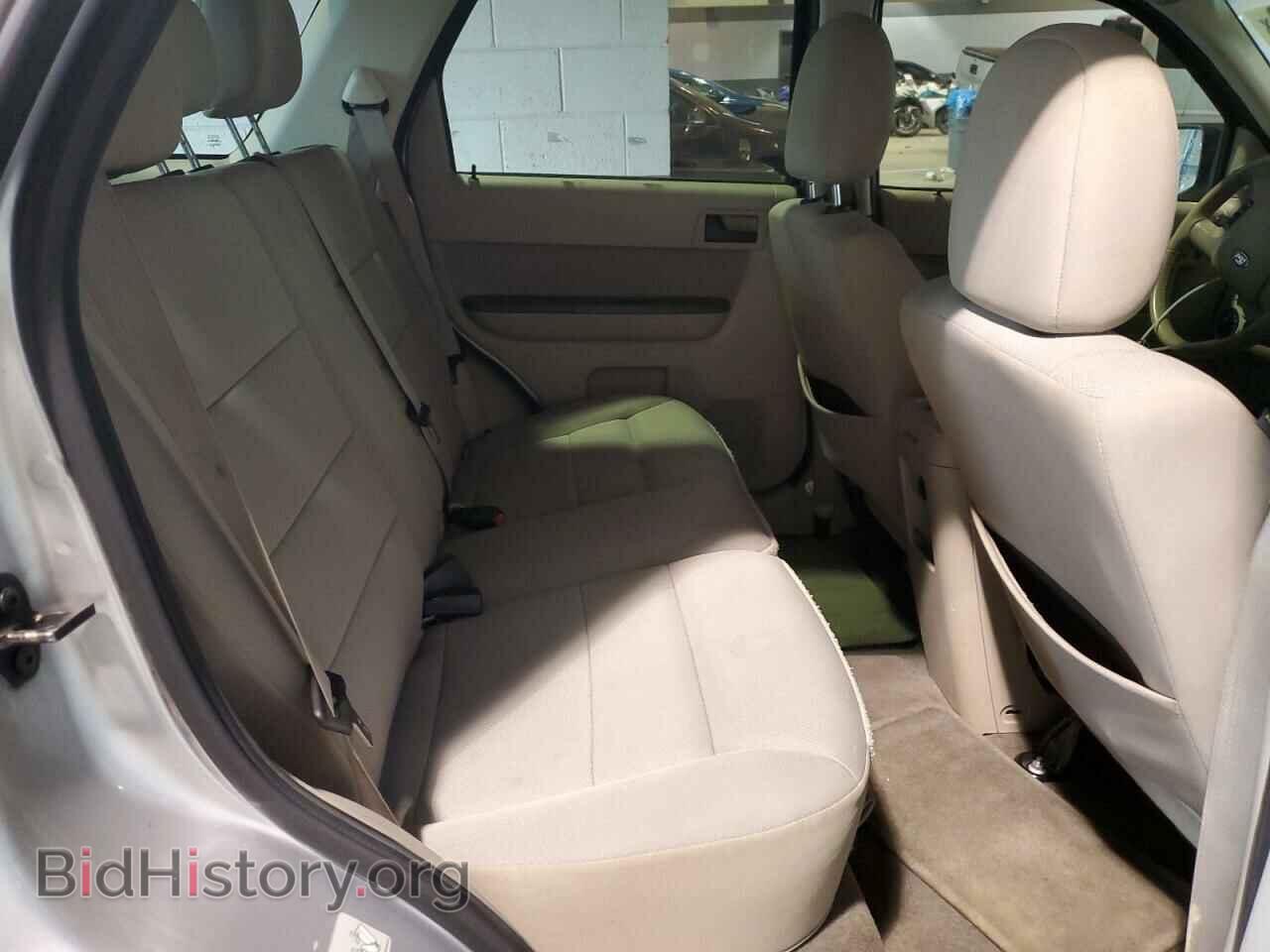 2011 FORD ESCAPE - VIN: 1FMCU0DG5BKC22061 - Фото 11