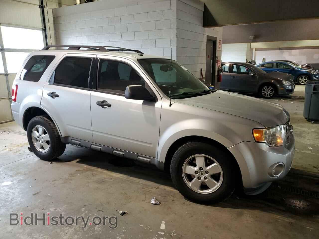 2011 FORD ESCAPE - VIN: 1FMCU0DG5BKC22061 - Фото 4