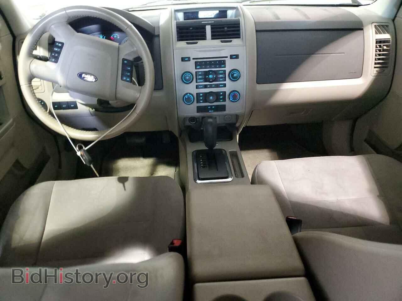 2011 FORD ESCAPE - VIN: 1FMCU0DG5BKC22061 - Фото 8
