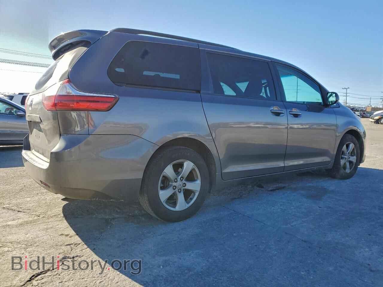 2017 TOYOTA All Models - VIN: 5TDKZ3DC5HS849912 - Фото 3