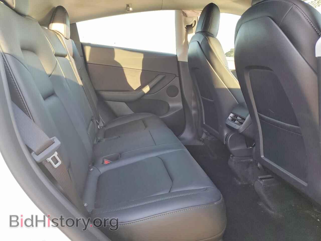 2022 TESLA MODEL Y - VIN: 7SAYGDEE2NF450271 - Фото 10