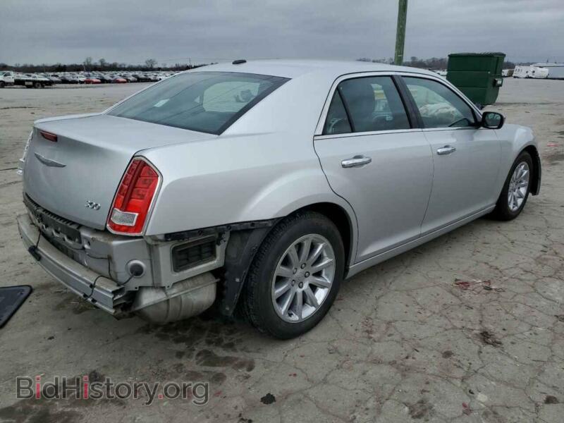 2012 Chrysler 300 (VIN 2C3CCACGXCH278198) — photo 3 of 12