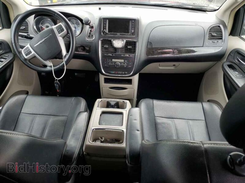 2014 Chrysler MINIVAN (VIN 2C4RC1BG4ER217742) — photo 8 of 13