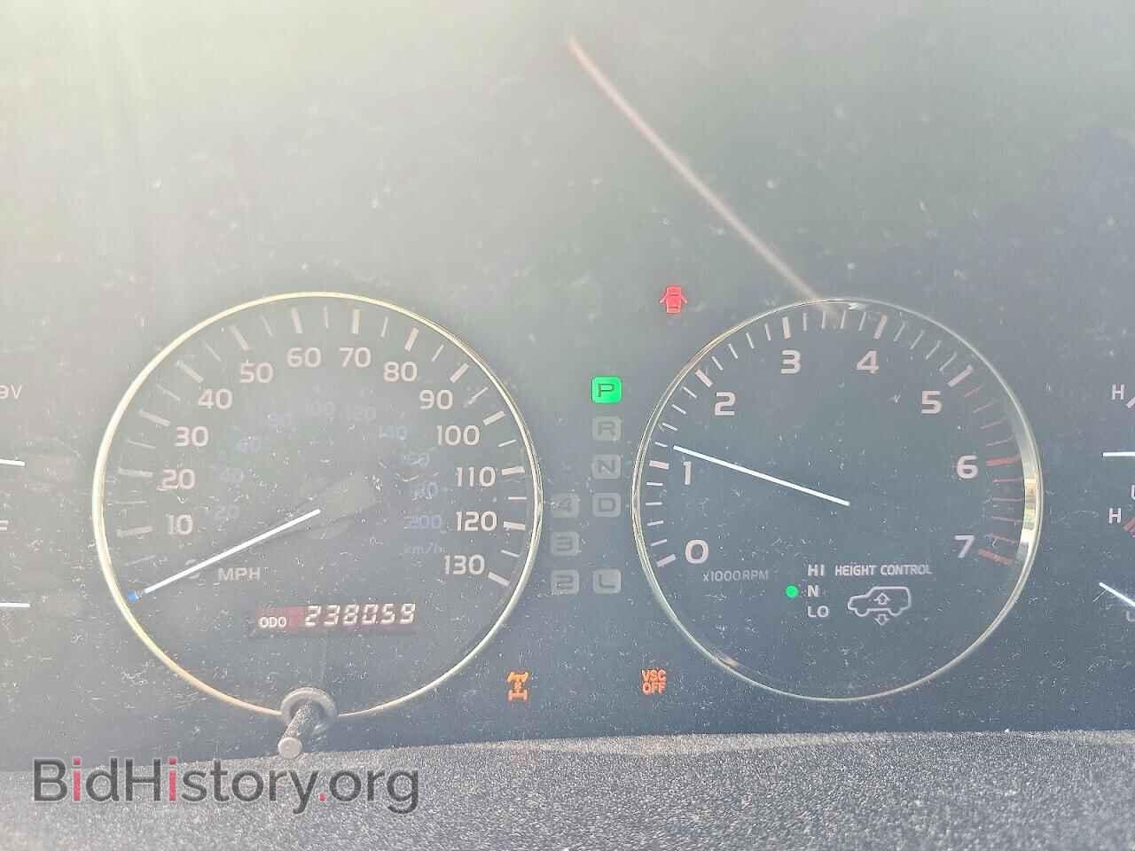 2005 LEXUS LX470 - VIN: JTJHT00W053555371 - Фото 9
