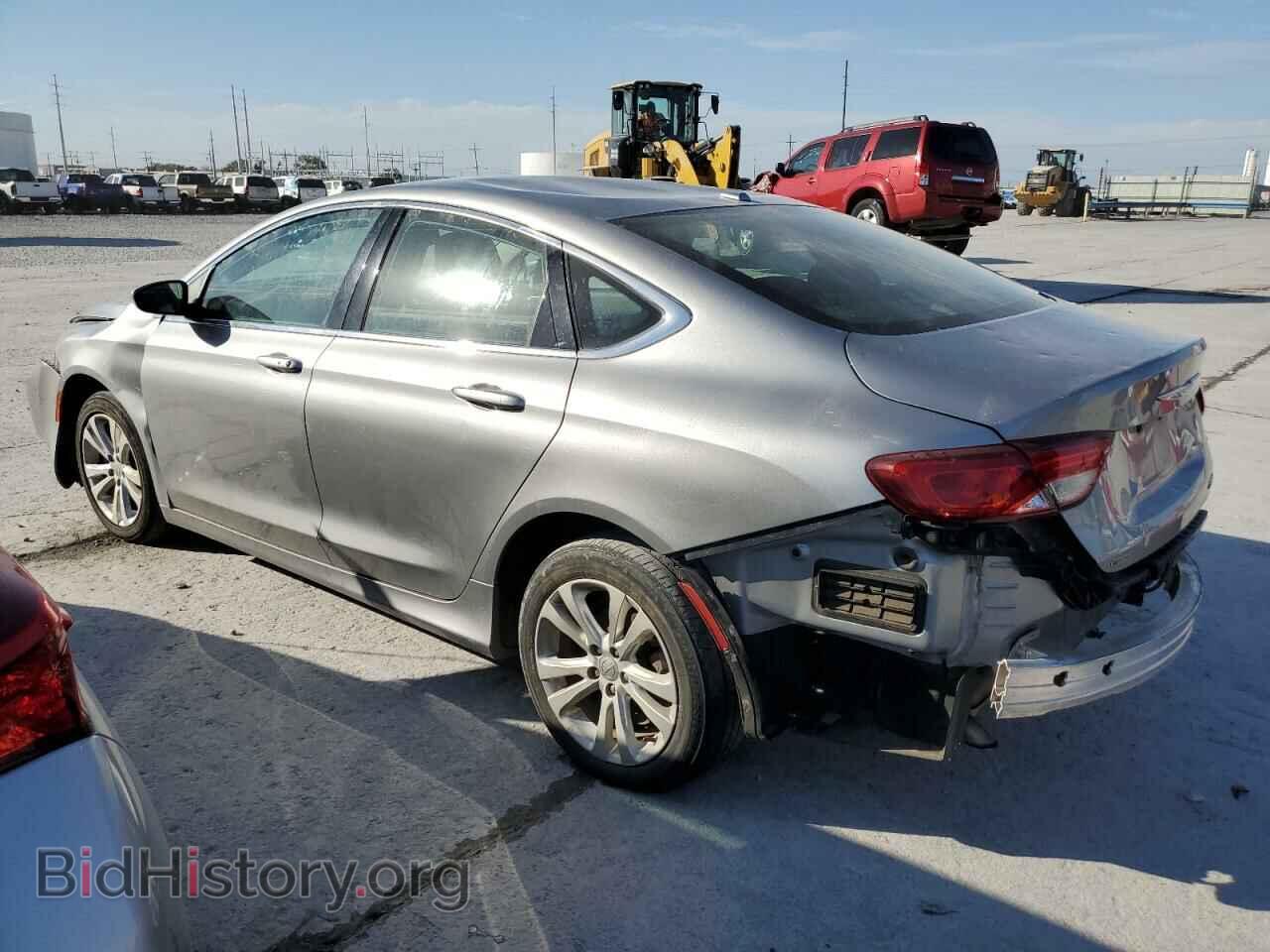 2015 CHRYSLER 200 - VIN: 1C3CCCAB8FN724380 - Фото 2
