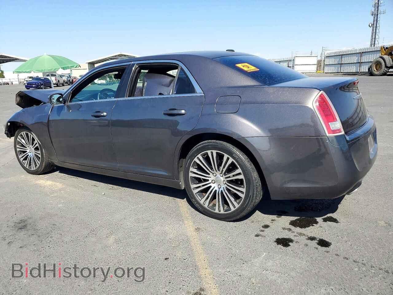 2013 CHRYSLER 300 - VIN: 2C3CCABG1DH556571 - Photo 2