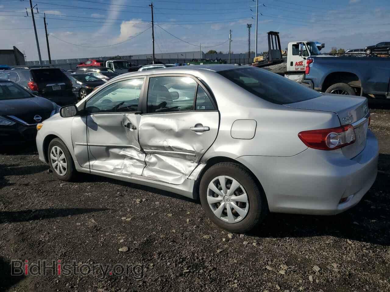2011 TOYOTA COROLLA - VIN: 2T1BU4EE9BC573156 - Фото 2
